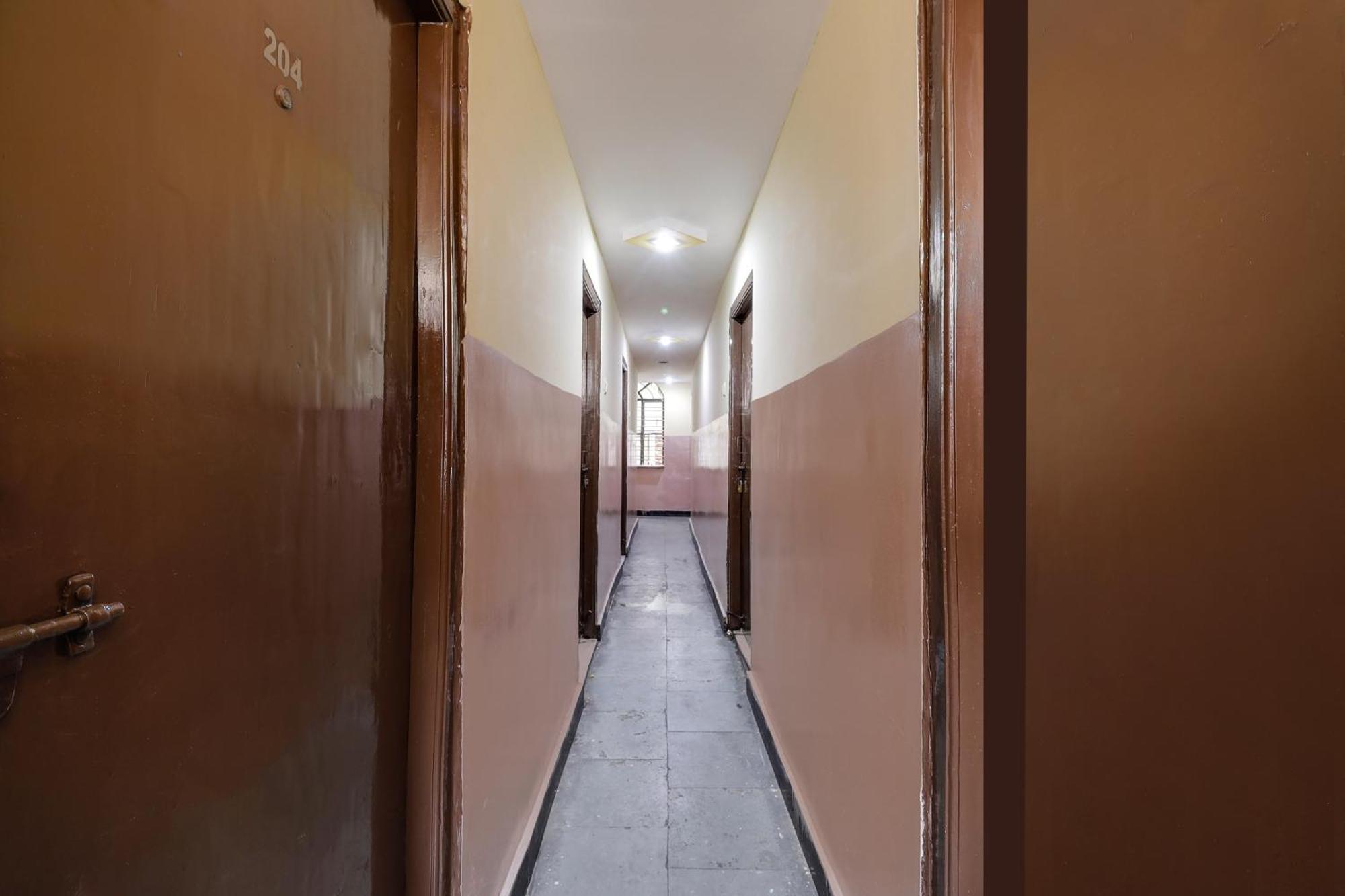 Spot On Hotel Sai Ashirwad Residency Hyderabad Ngoại thất bức ảnh
