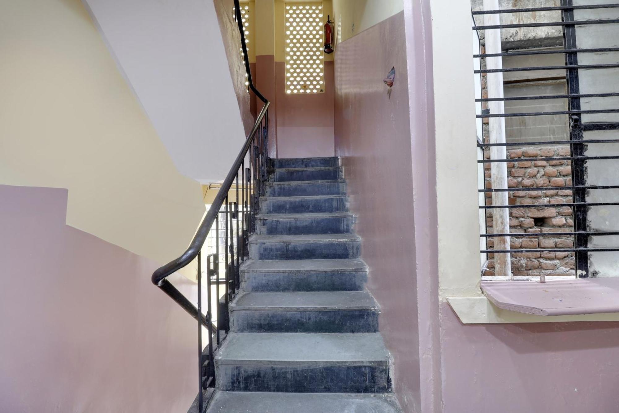 Spot On Hotel Sai Ashirwad Residency Hyderabad Ngoại thất bức ảnh
