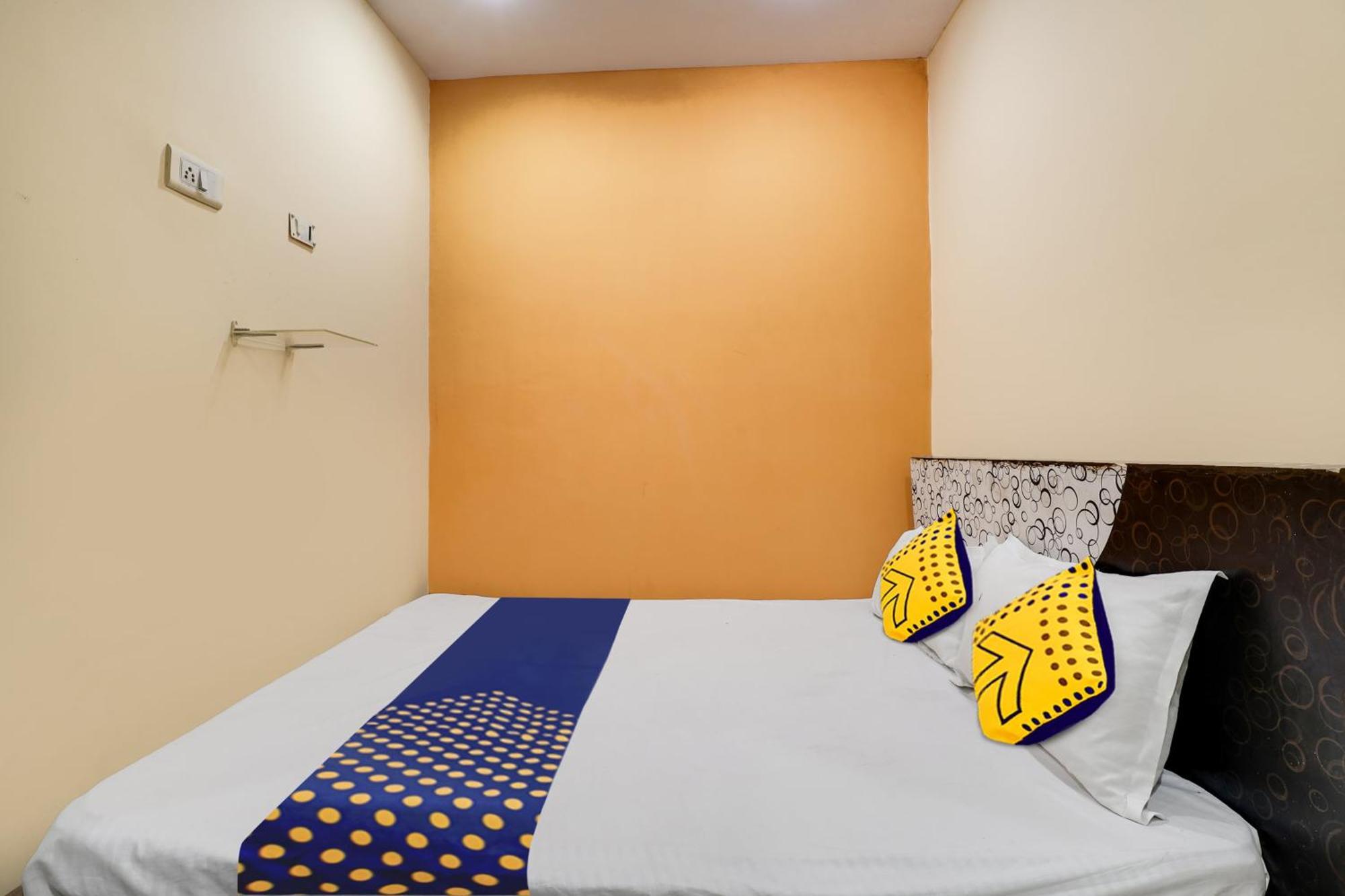 Spot On Hotel Sai Ashirwad Residency Hyderabad Ngoại thất bức ảnh